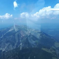 Flugwegposition um 13:00:58: Aufgenommen in der Nähe von Gemeinde Bürg-Vöstenhof, 2630, Österreich in 2353 Meter